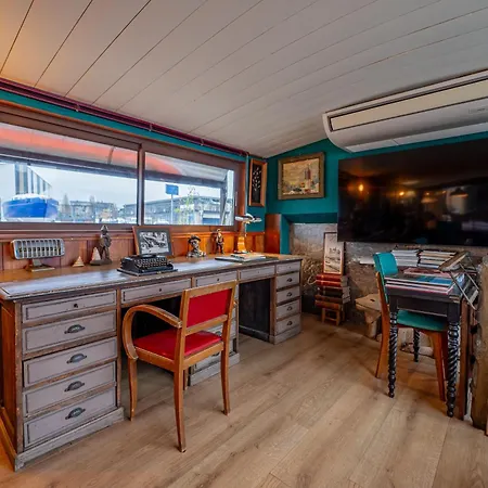 La Petite Annick Hotel en barco Burdeos