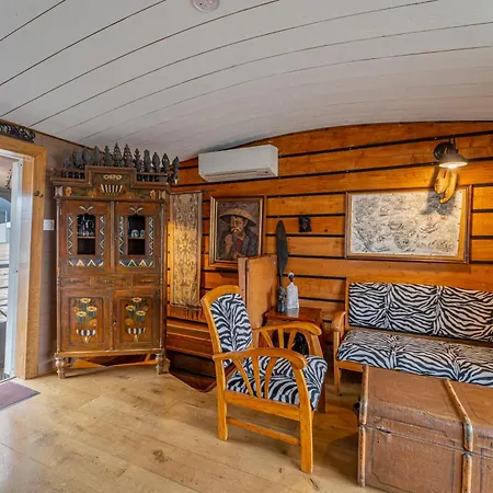 La Petite Annick Hotel en barco Burdeos