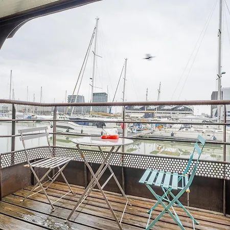 La Petite Annick Hotel en barco